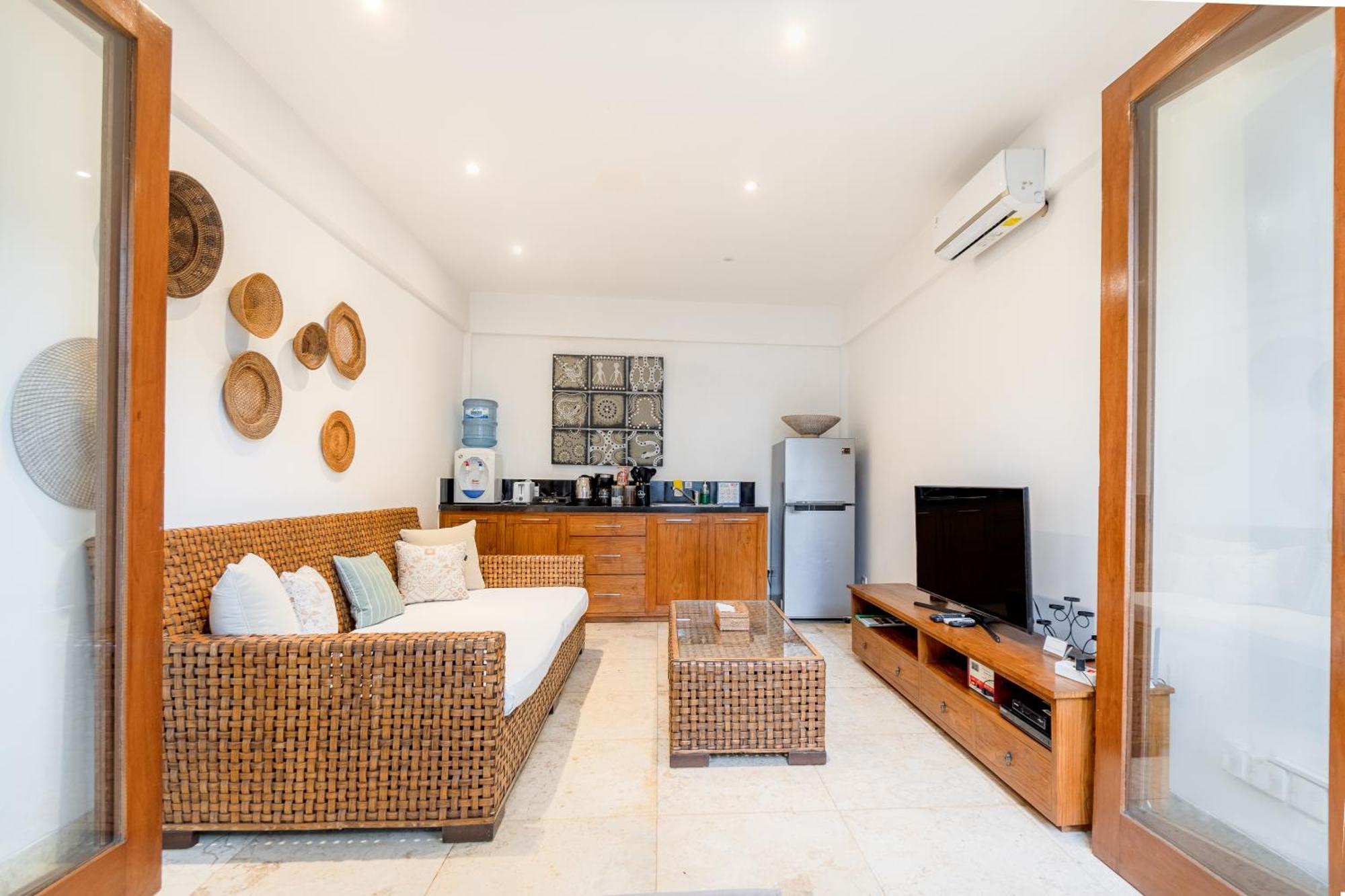 Two Lizards Beach Villas Sanur  Exterior photo